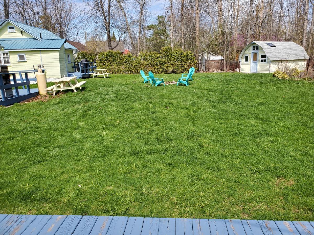 Fun Place With A Sandy Beach For Swimming, Boating, And Fishing, Featuring 3 Available Cabins Fenelon Falls Exterior photo