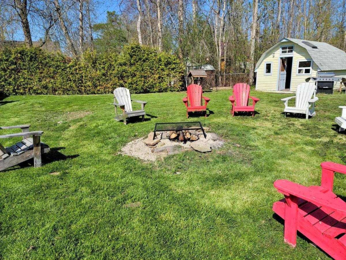 Fun Place With A Sandy Beach For Swimming, Boating, And Fishing, Featuring 3 Available Cabins Fenelon Falls Exterior photo