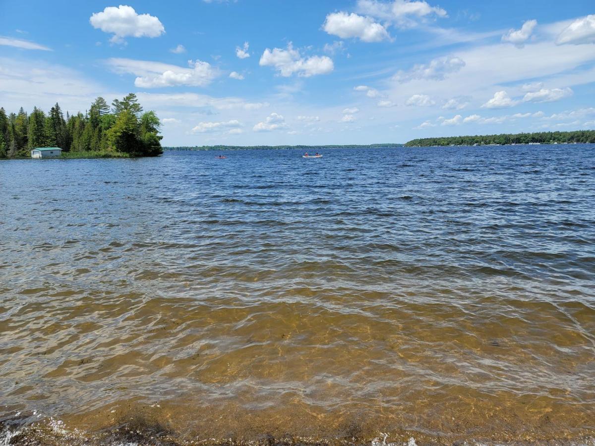 Fun Place With A Sandy Beach For Swimming, Boating, And Fishing, Featuring 3 Available Cabins Fenelon Falls Exterior photo