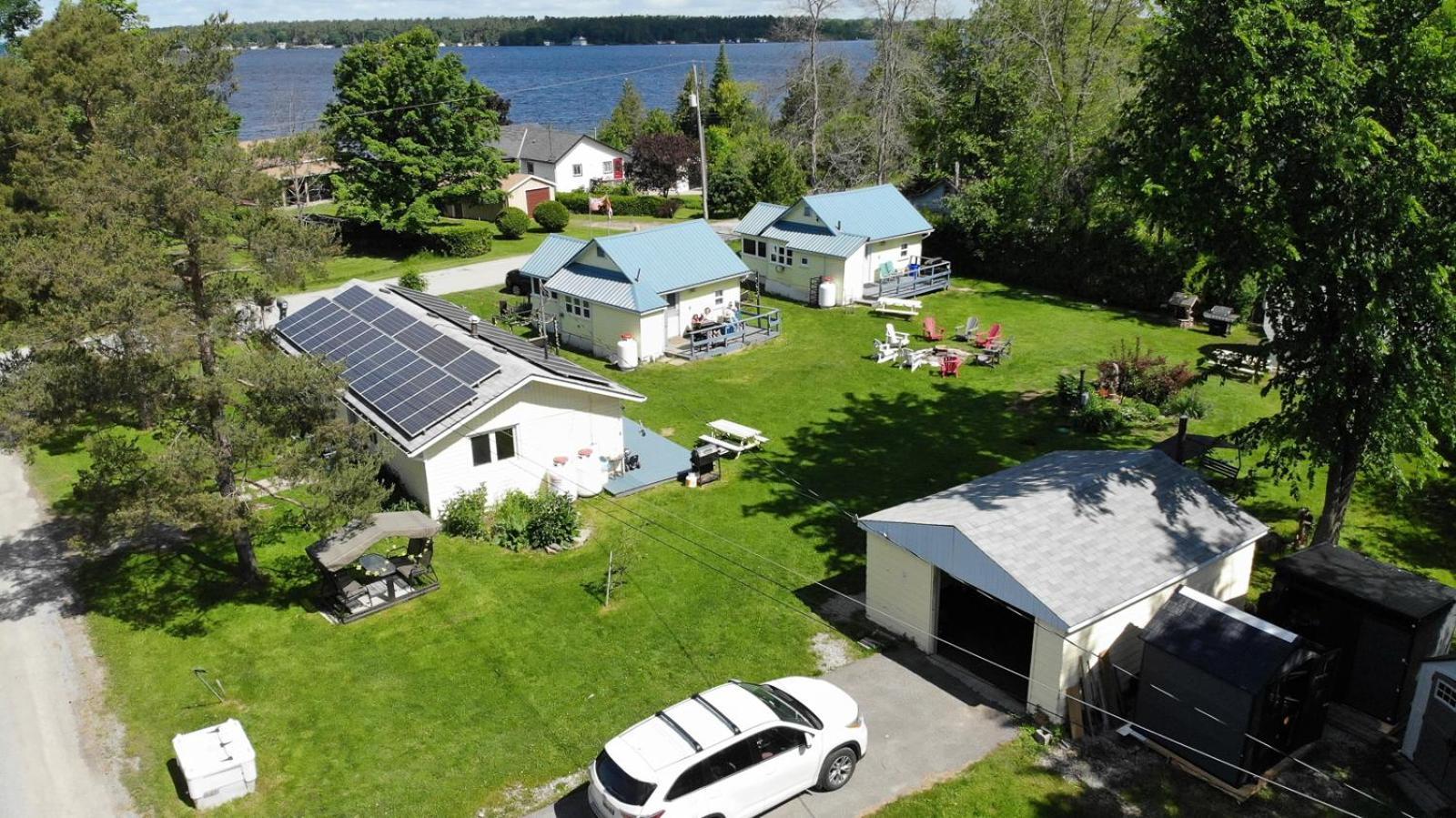 Fun Place With A Sandy Beach For Swimming, Boating, And Fishing, Featuring 3 Available Cabins Fenelon Falls Exterior photo