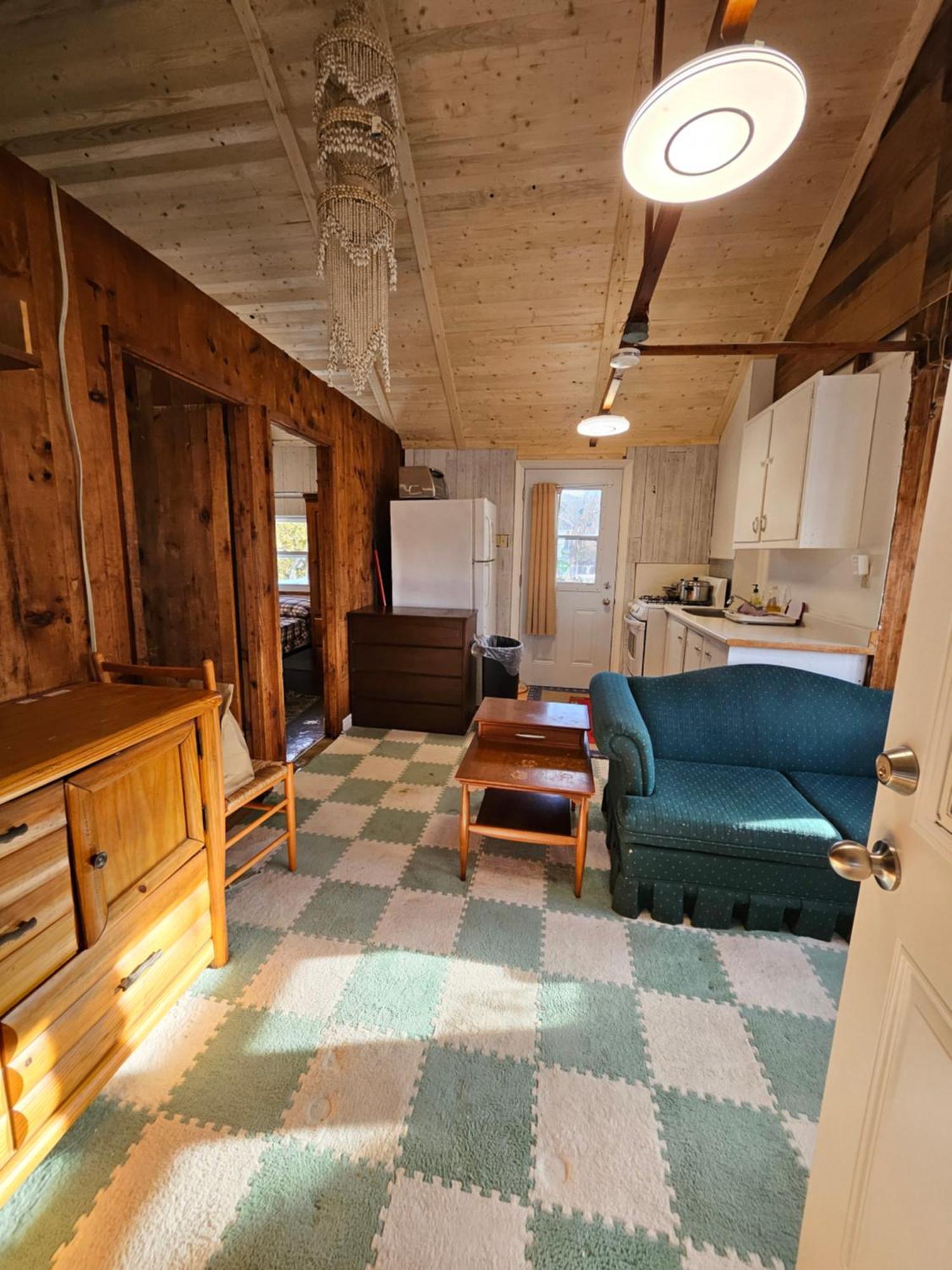 Fun Place With A Sandy Beach For Swimming, Boating, And Fishing, Featuring 3 Available Cabins Fenelon Falls Exterior photo